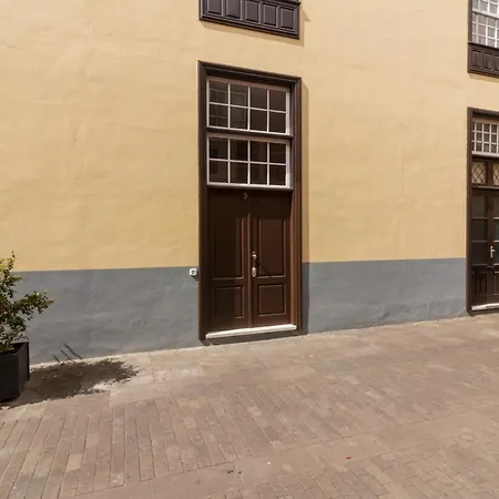아파트 Homeforguest Precioso En El Centro De *
