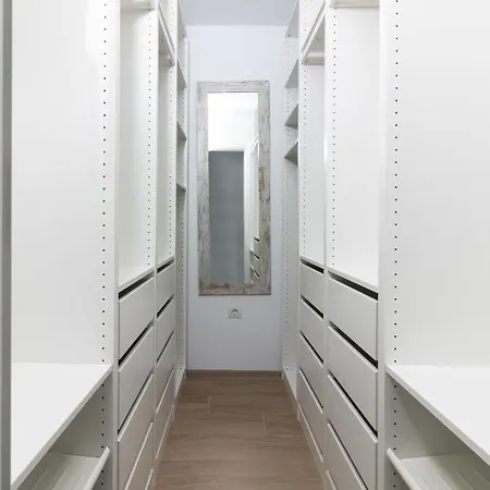 아파트 Homeforguest Precioso En El Centro De *