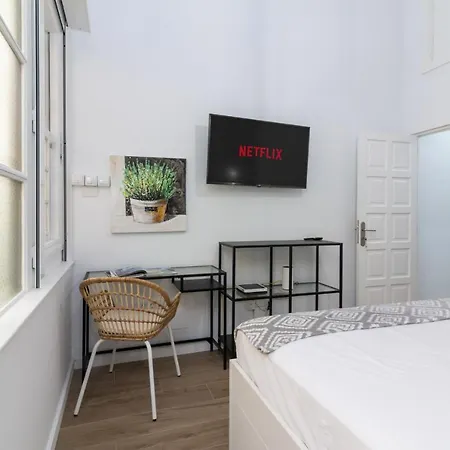 아파트 Homeforguest Precioso En El Centro De *