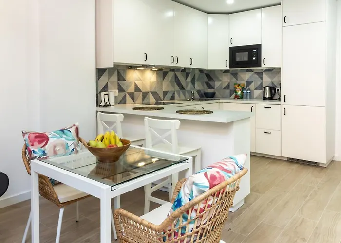 Homeforguest Precioso En El Centro De 아파트 *