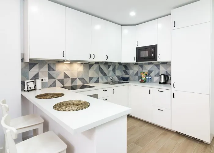 Homeforguest Precioso En El Centro De 아파트 *