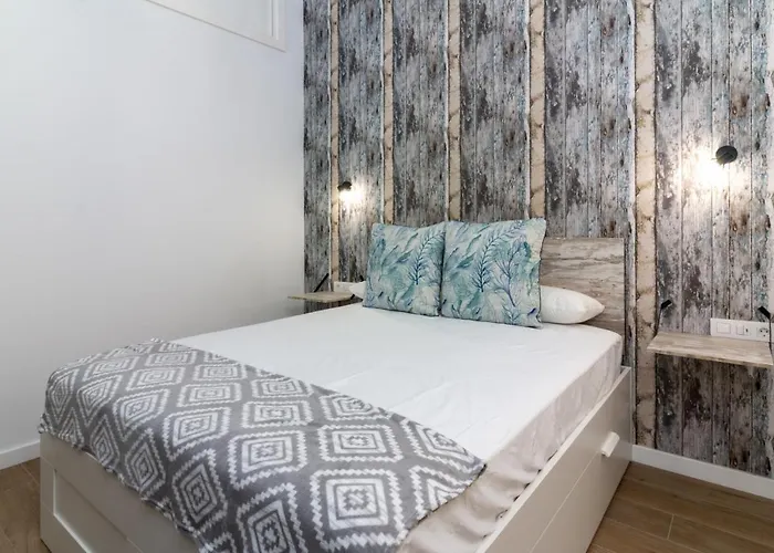 Homeforguest Precioso En El Centro De 아파트 *