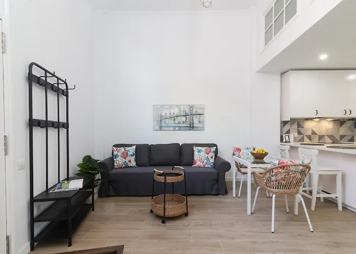 Homeforguest Precioso En El Centro De 아파트