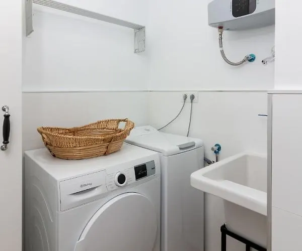 Homeforguest Precioso En El Centro De شقة